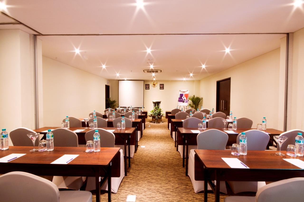 Fox Hotel Jimbaran Beach Bali Екстер'єр фото